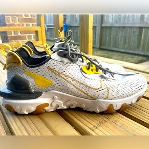 Size 14 - Nike React Vision Honeycomb 2020